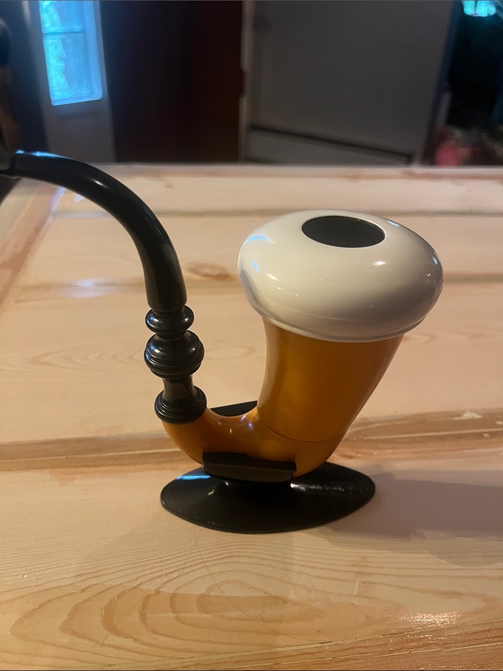 Vintage 70’s Avon Deep Woods Cologne Calabash Pipe Decanter and Plastic Stand
